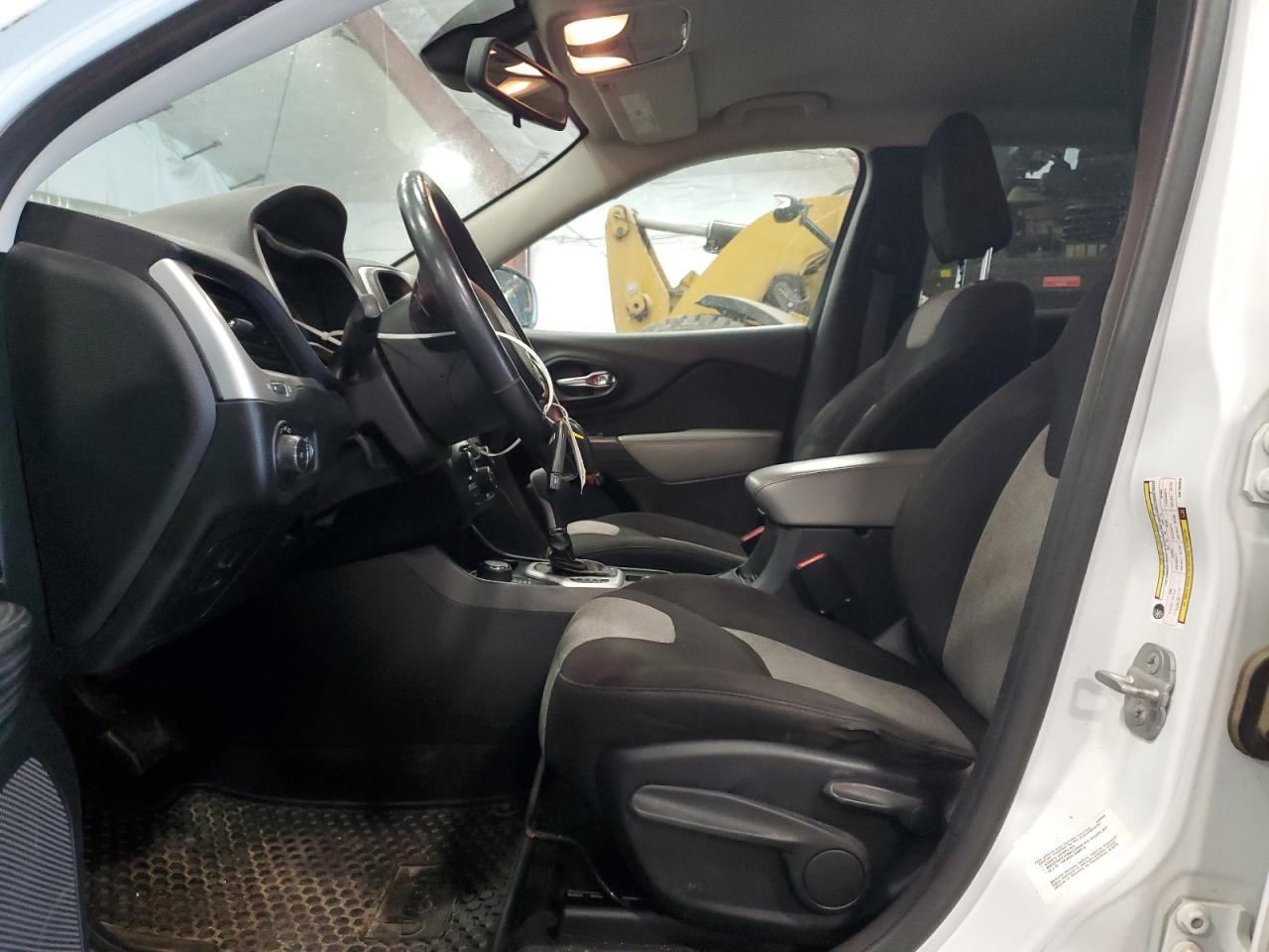 JEEP GRAND CHEROKEE LATITUDE