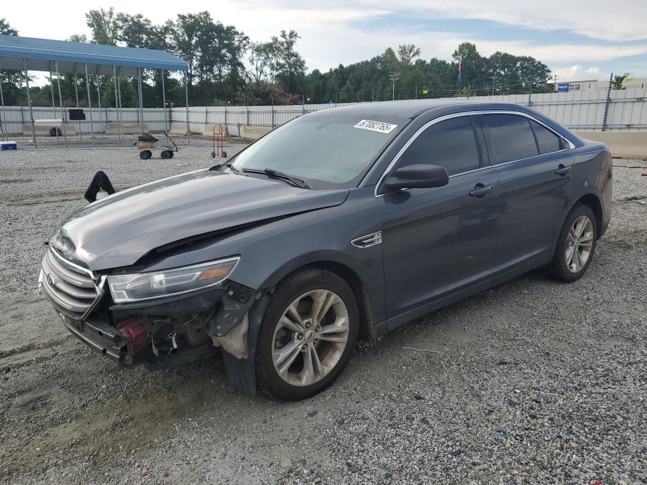 FORD TAURUS SE