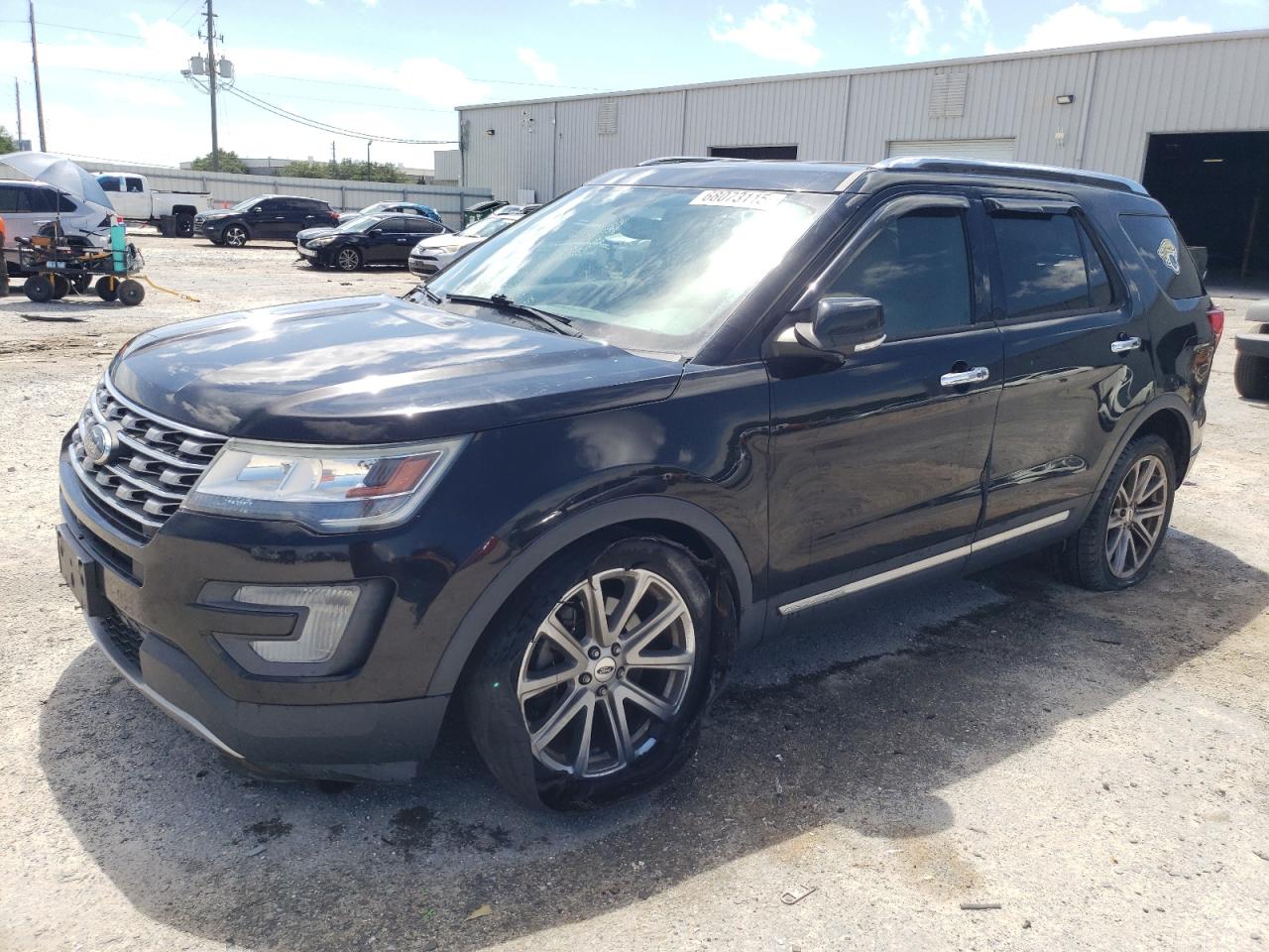 Salvage Ford Explorer