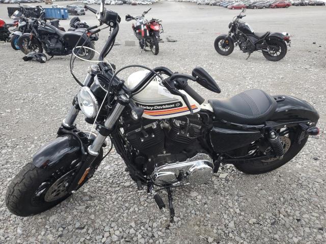 2019 HARLEY-DAVIDSON XL1200 XS 1HD1LR31XKC405559