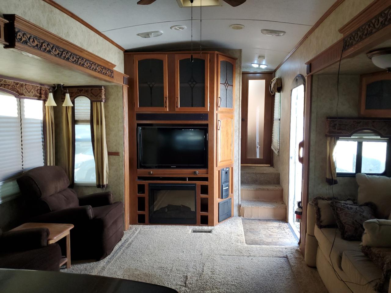 Lot #3283868438 2011 KEYSTONE BIG SKY