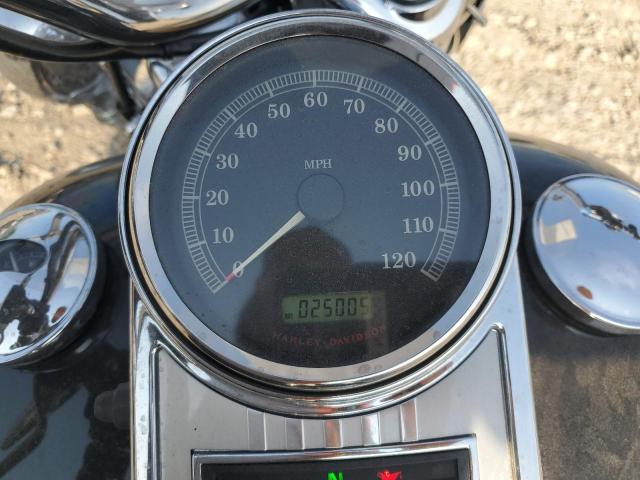 2011 HARLEY-DAVIDSON FLHR 1HD1FB41XBB677144