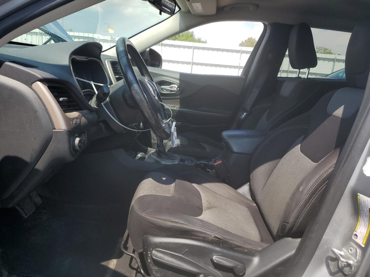 JEEP GRAND CHEROKEE LATITUDE