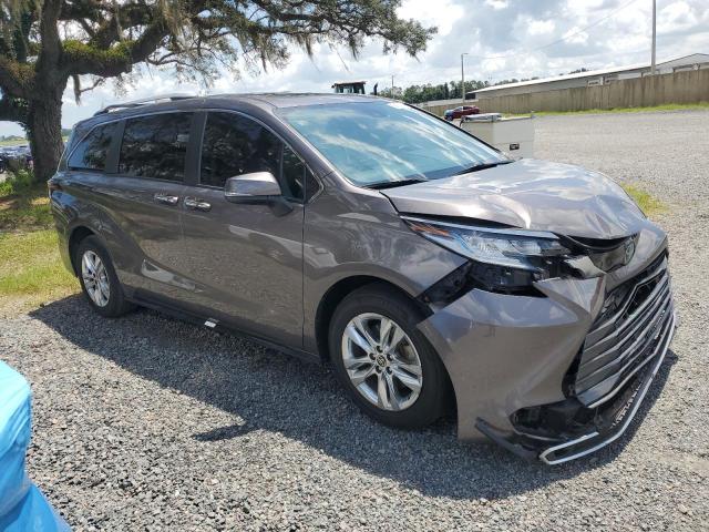 2022 TOYOTA SIENNA LIM 5TDZRKECXNS127144