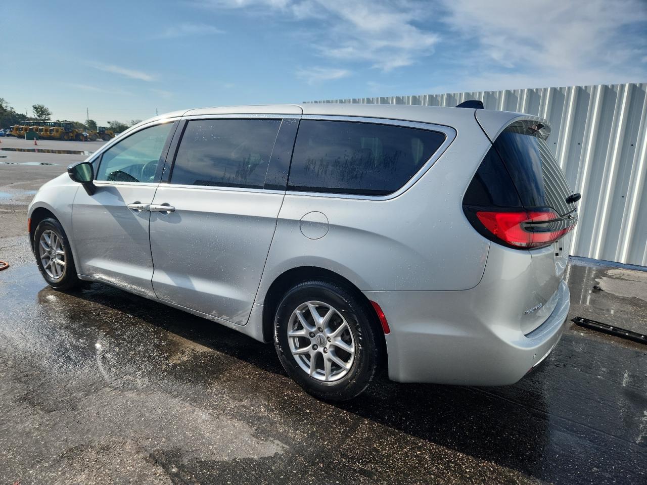 CHRYSLER PACIFICA TOURING L