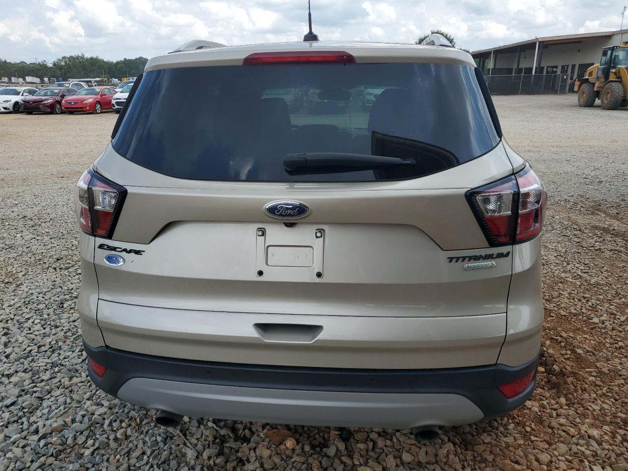 FORD ESCAPE TITANIUM