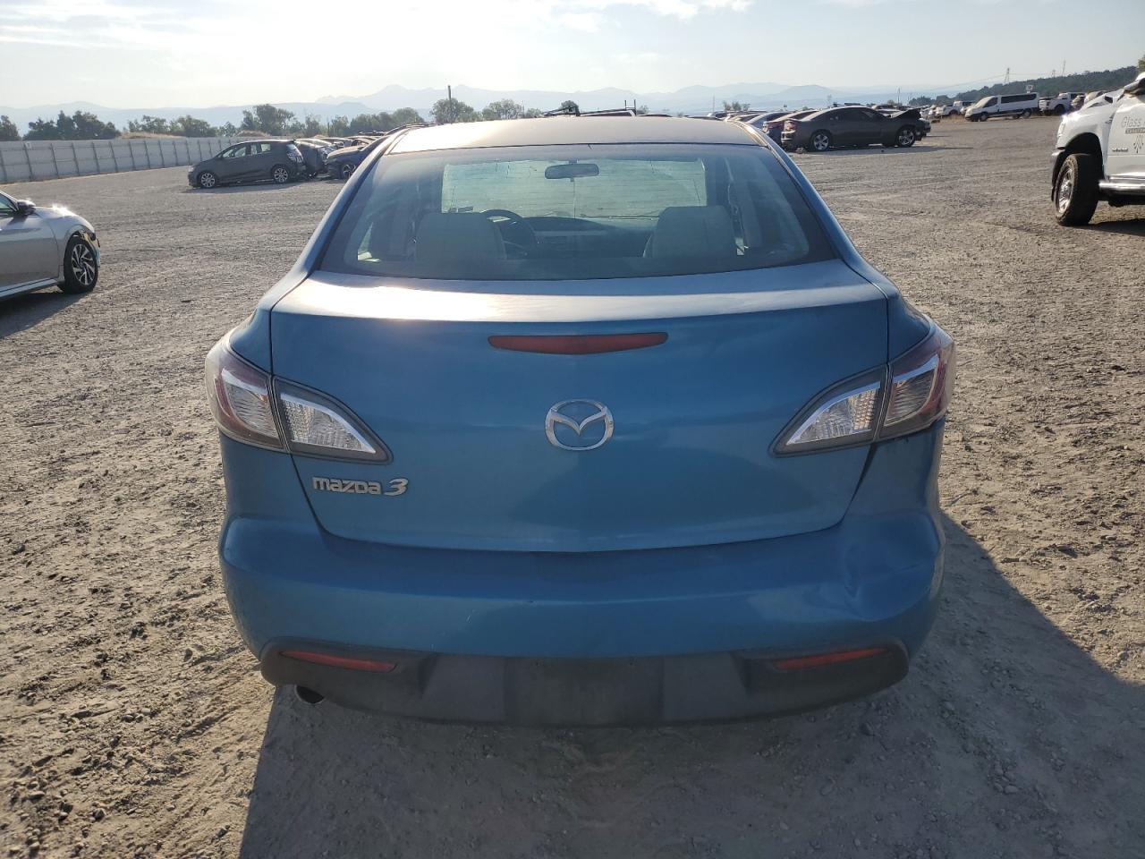 Lot #3315688713 2010 MAZDA 3 I
