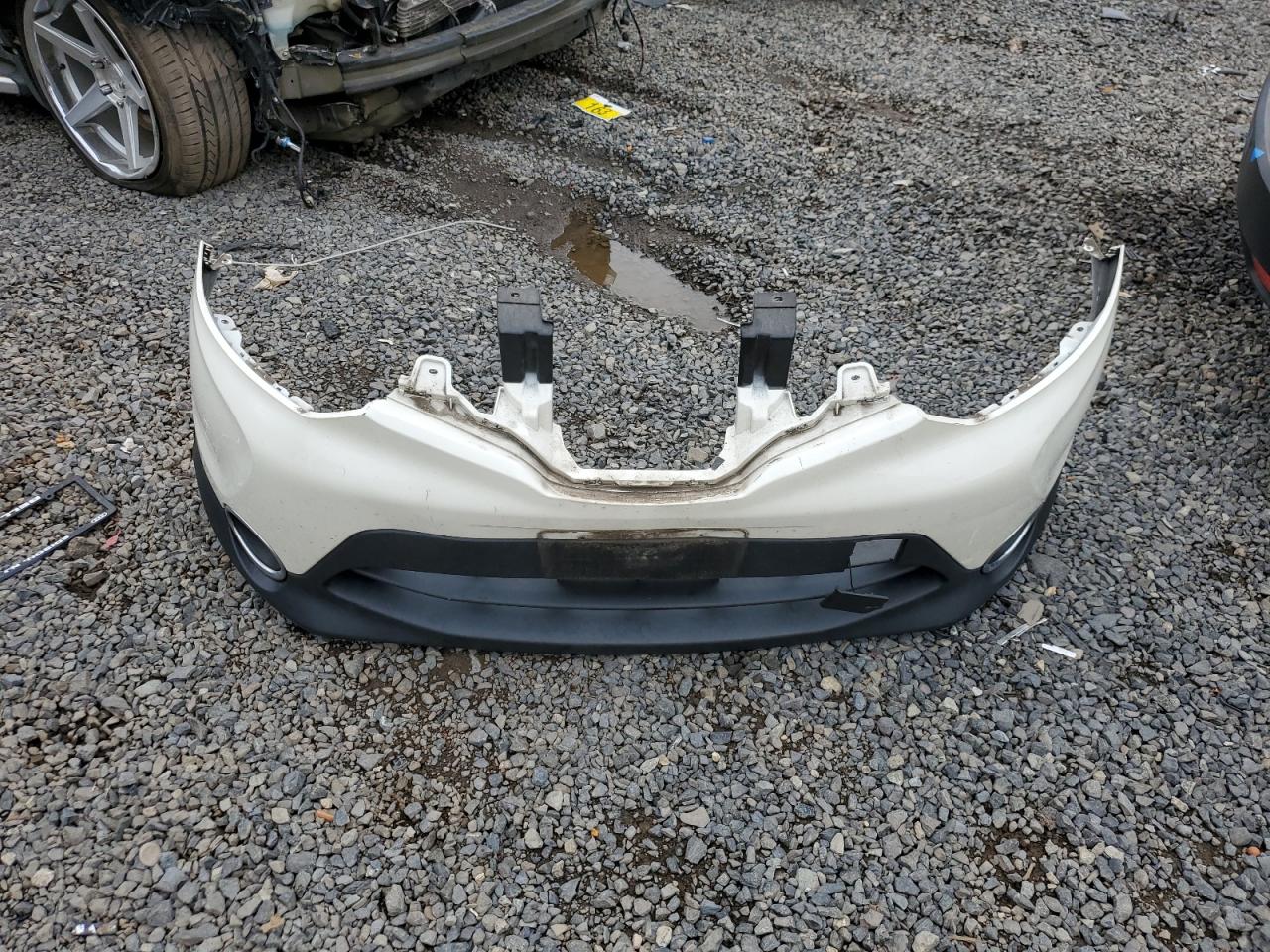 NISSAN ROGUE SPORT S