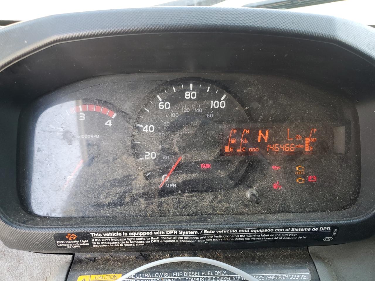 Lot #3240108481 2014 HINO 195