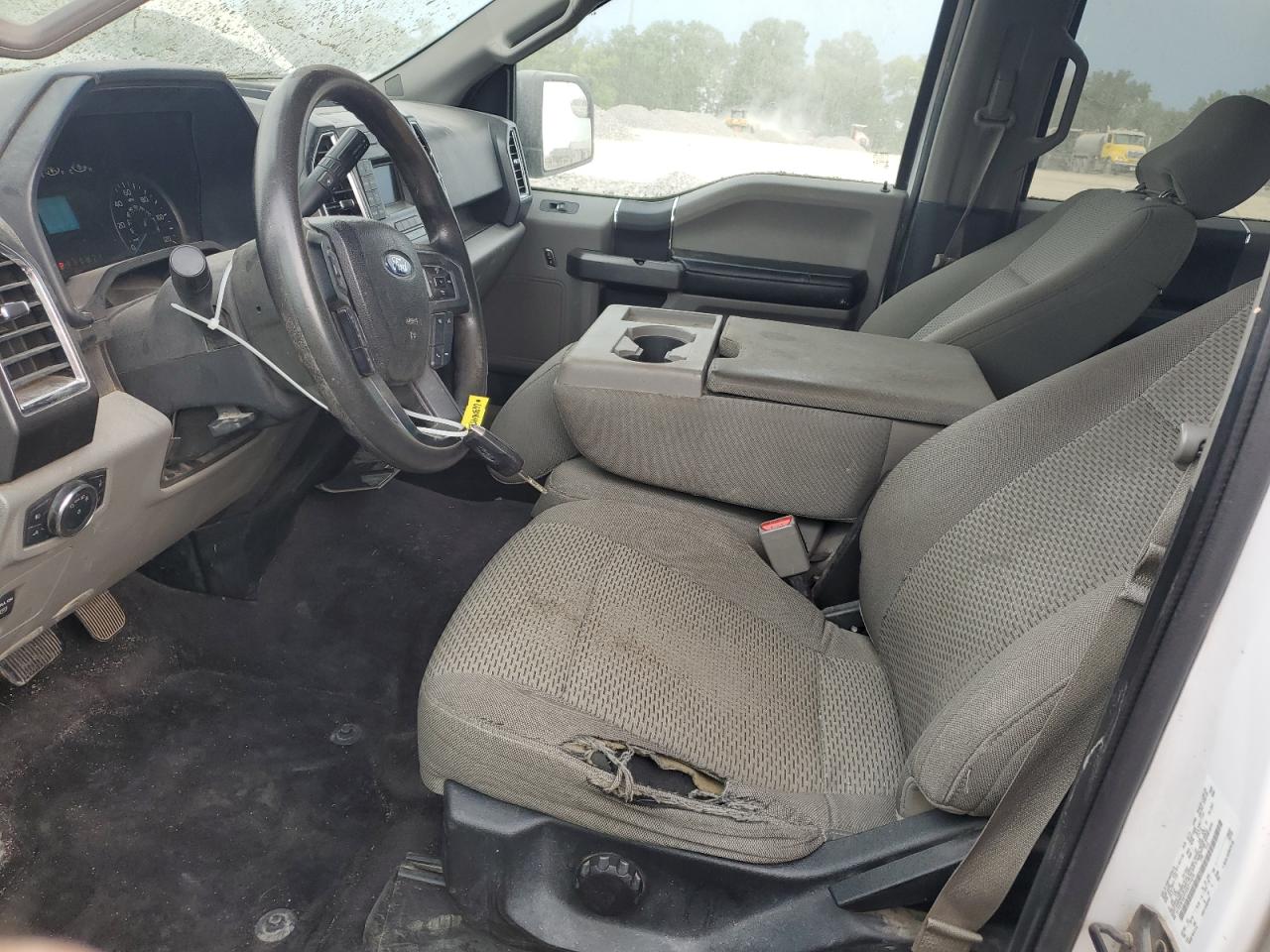 FORD F-150 SUPERCREW