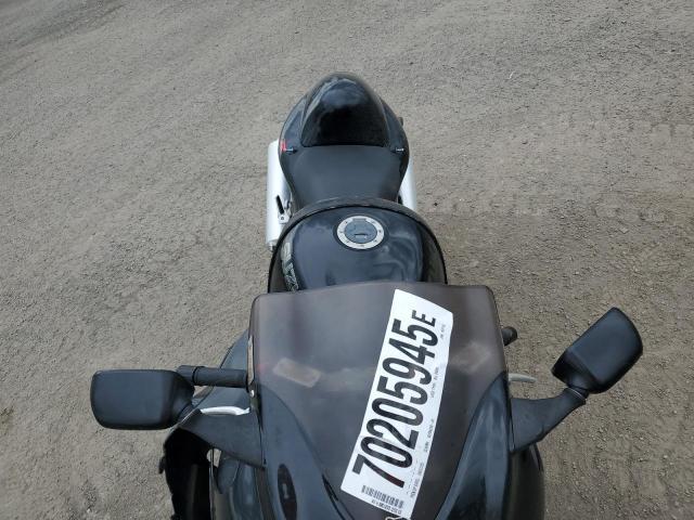 2003 SUZUKI GSX1300 R JS1GW71AX32105113
