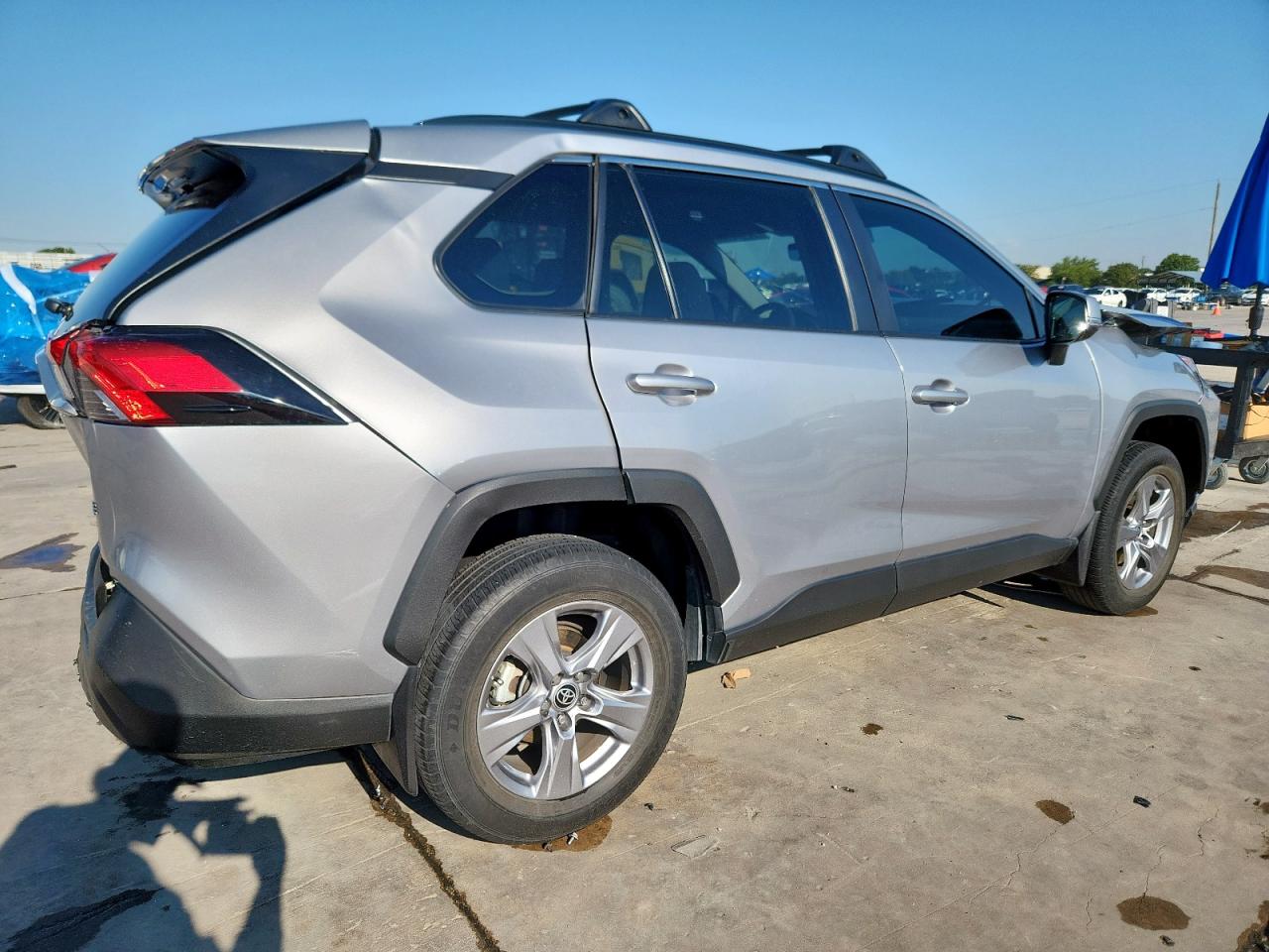 TOYOTA RAV4 XLE