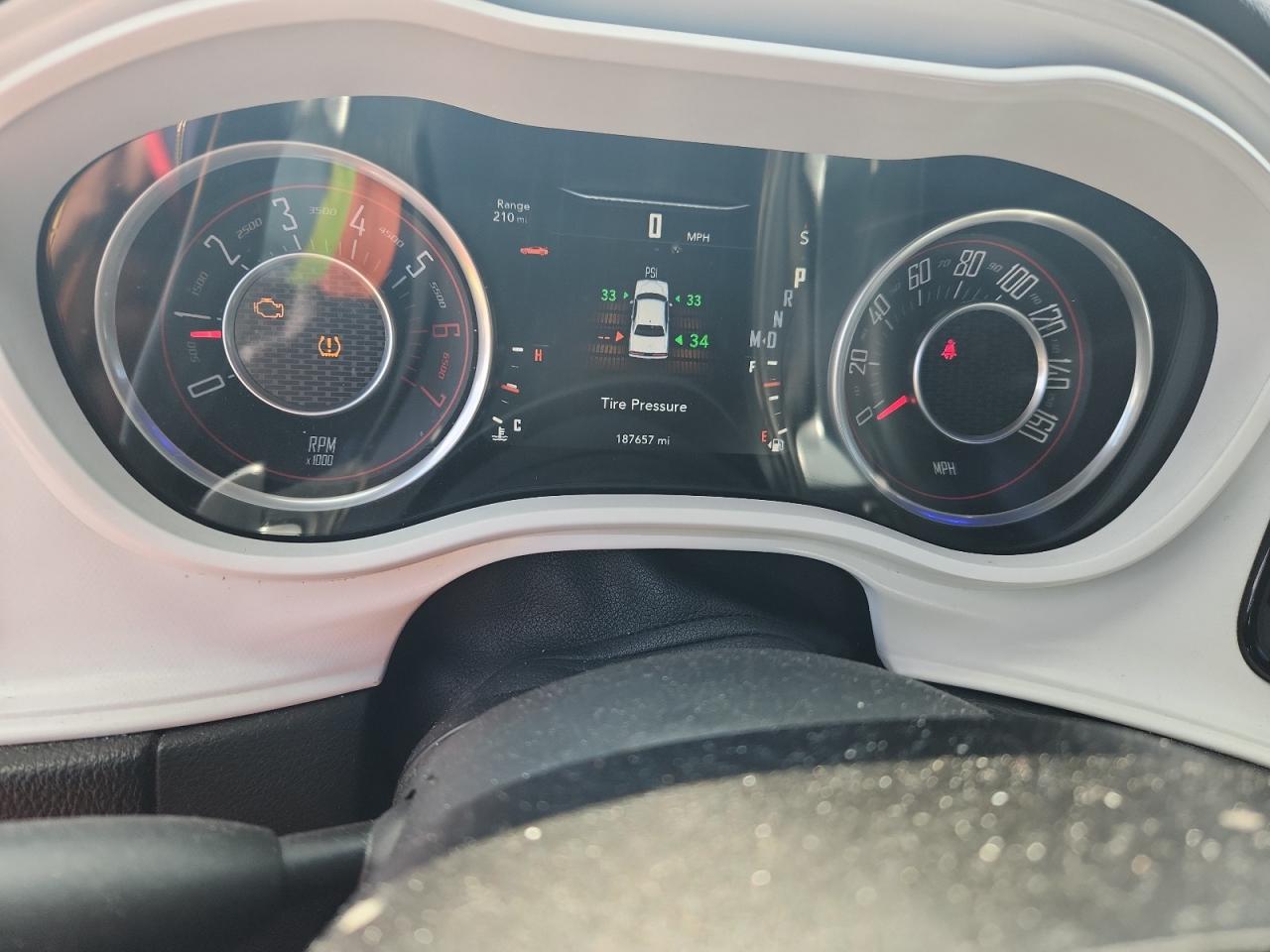 DODGE CHALLENGER SXT PLUS