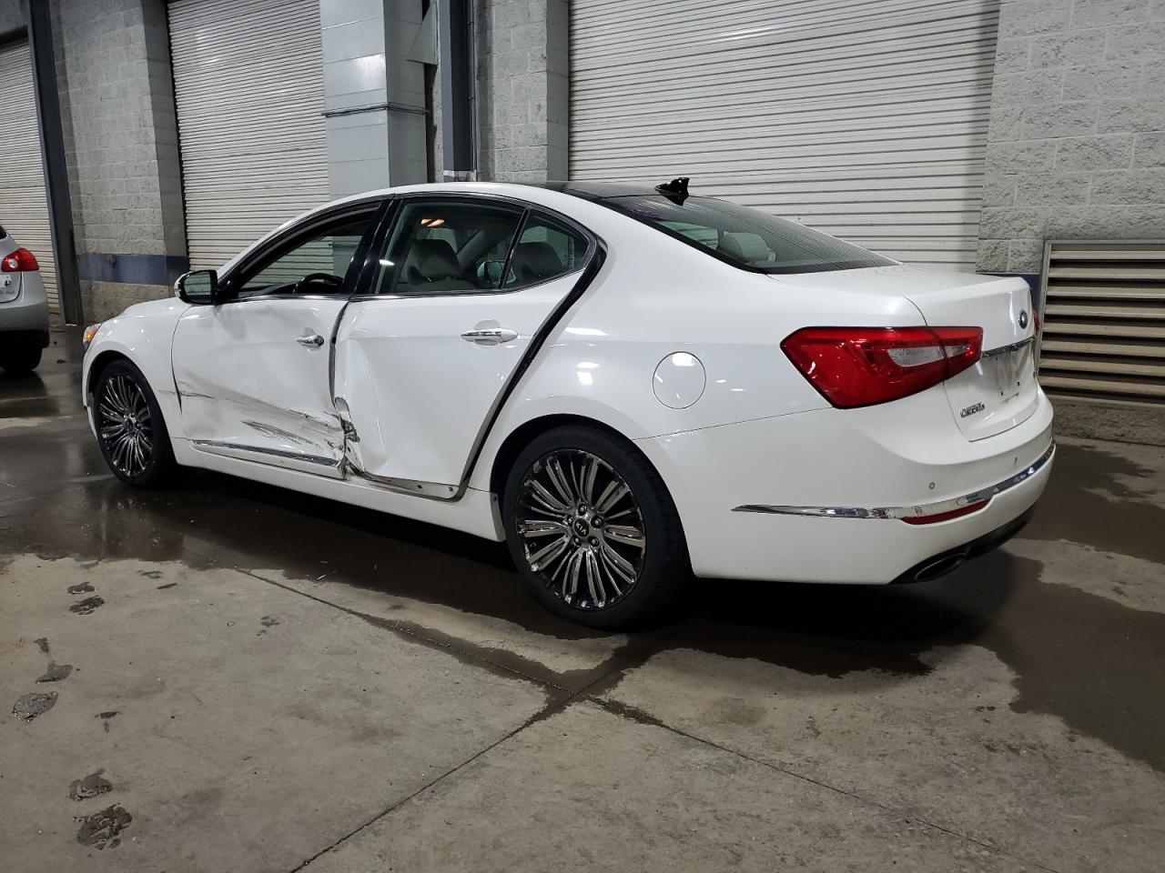 KIA CADENZA PREMIUM