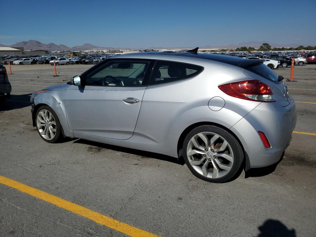 Lot #3224762165 2012 HYUNDAI VELOSTER