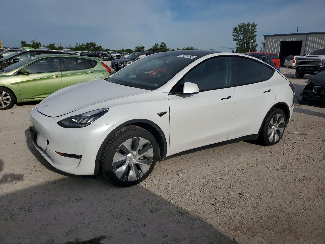 TESLA MODEL Y