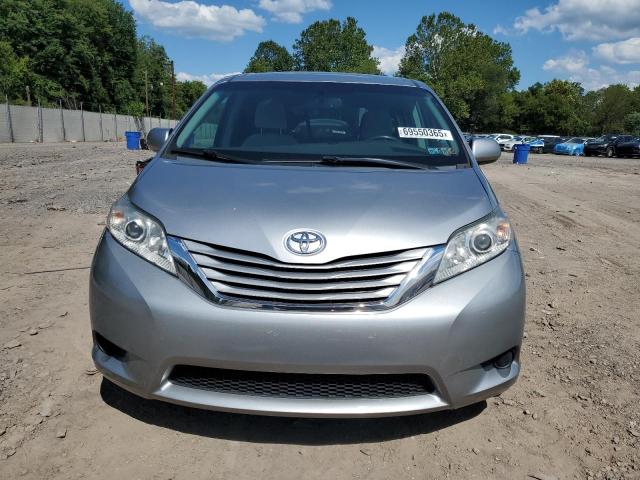 2017 TOYOTA SIENNA LE 5TDKZ3DC3HS897649
