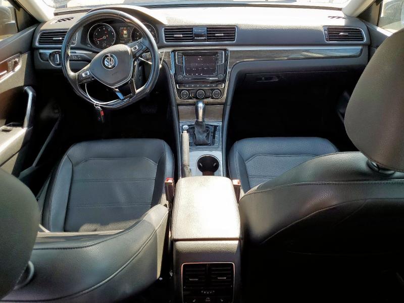 2018 VOLKSWAGEN PASSAT SE 1VWBA7A38JC050519