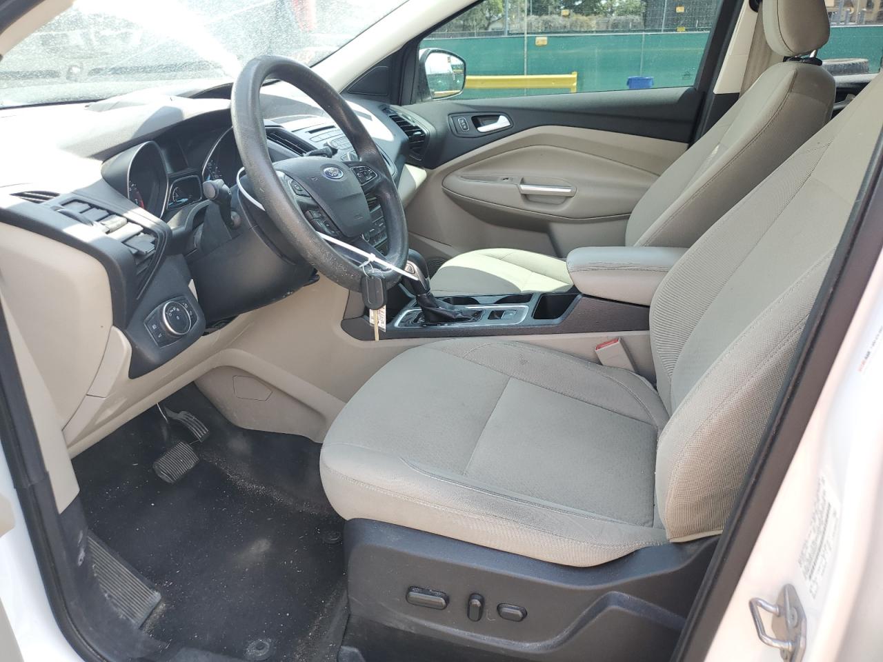FORD ESCAPE SE