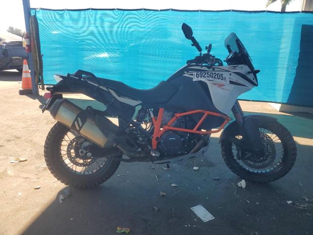 2017 KTM 1090 ADVEN VBKV49401HM966949
