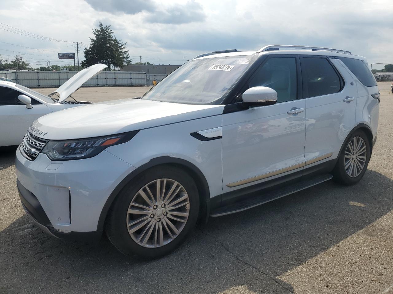 LAND ROVER DISCOVERY HSE LUXURY