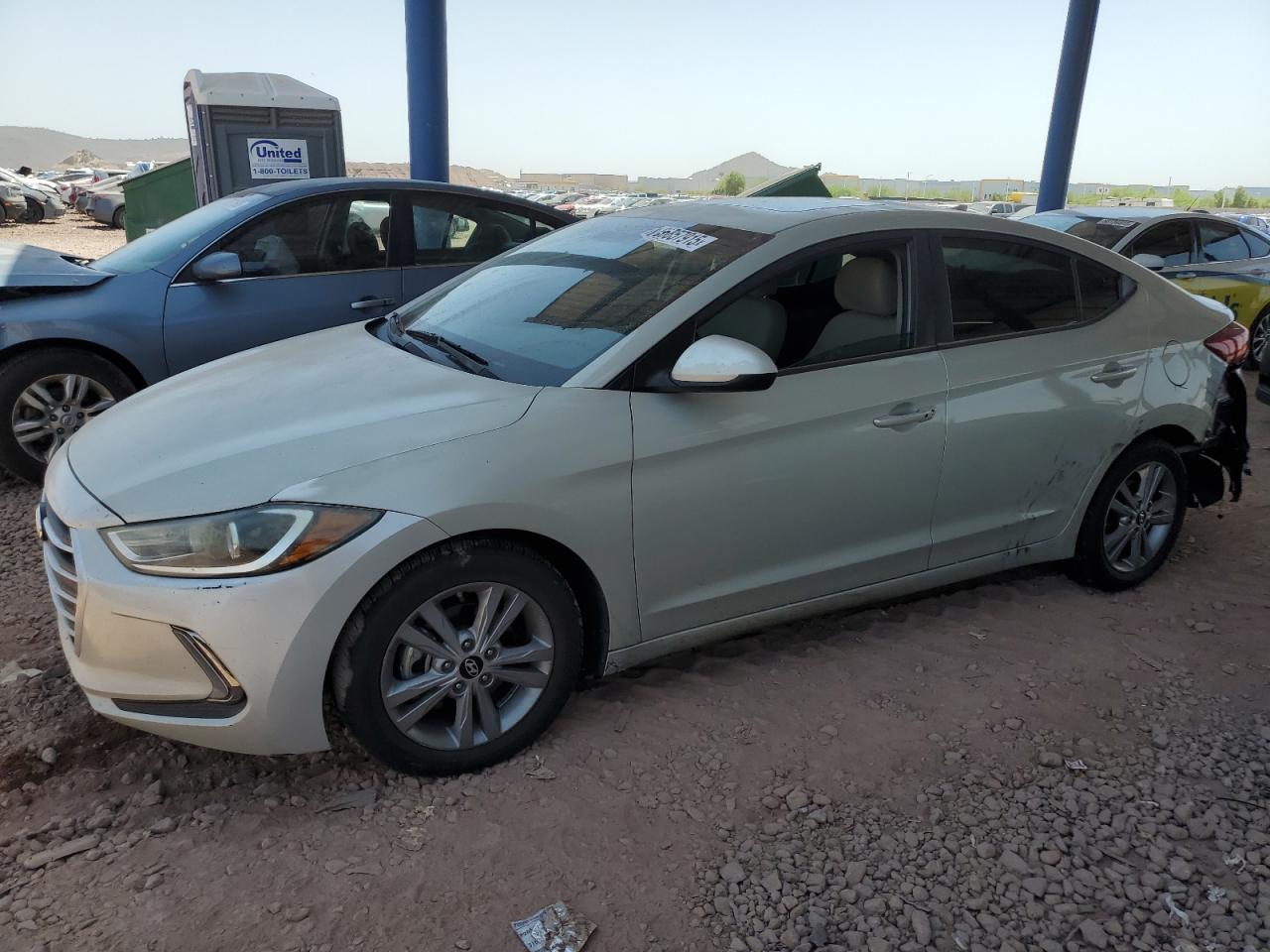 HYUNDAI ELANTRA SEL