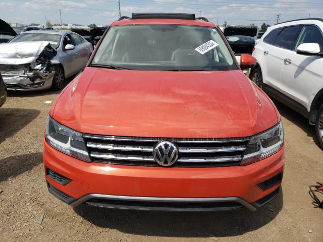 2018 VOLKSWAGEN TIGUAN SE 3VV2B7AX7JM070053