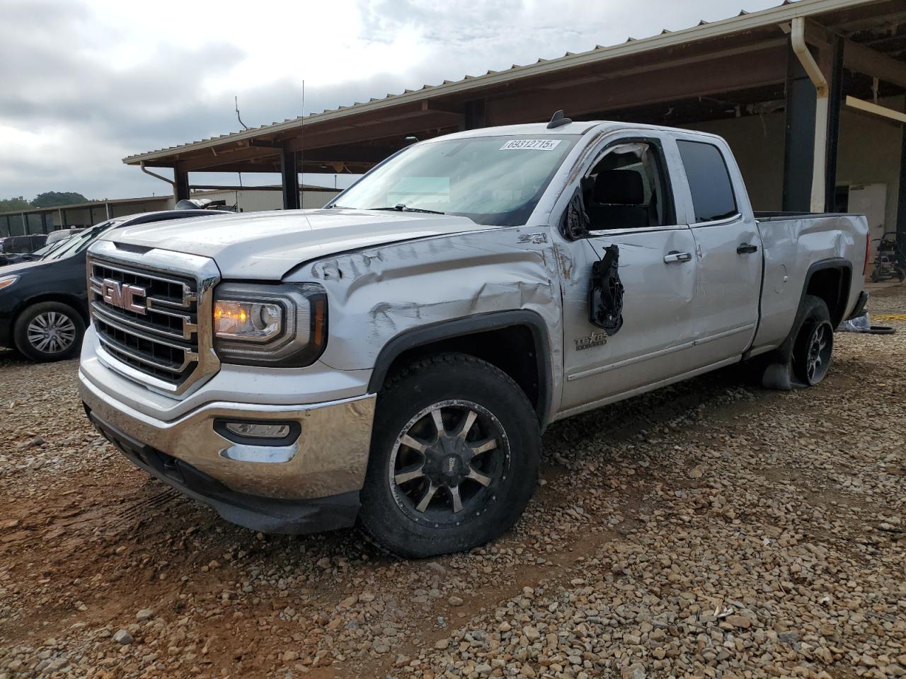 Lot #3297083524 2019 GMC SIERRA LIMITED K1500 SLE