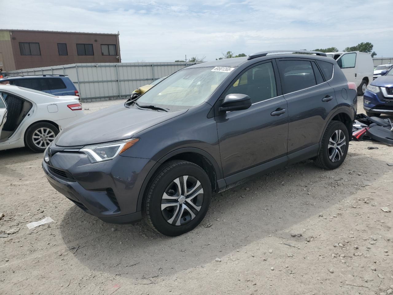 TOYOTA RAV4 LE