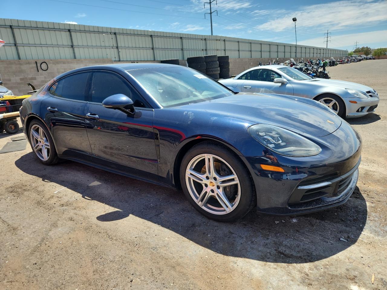 PORSCHE PANAMERA BASE