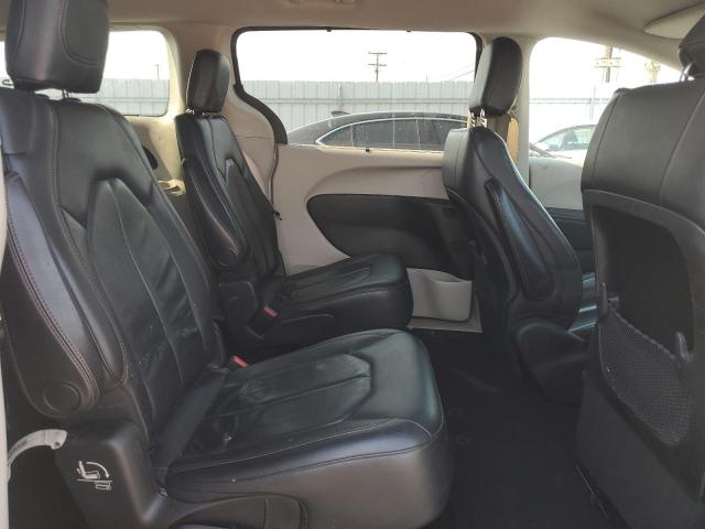 2018 CHRYSLER PACIFICA T 2C4RC1BG2JR211061