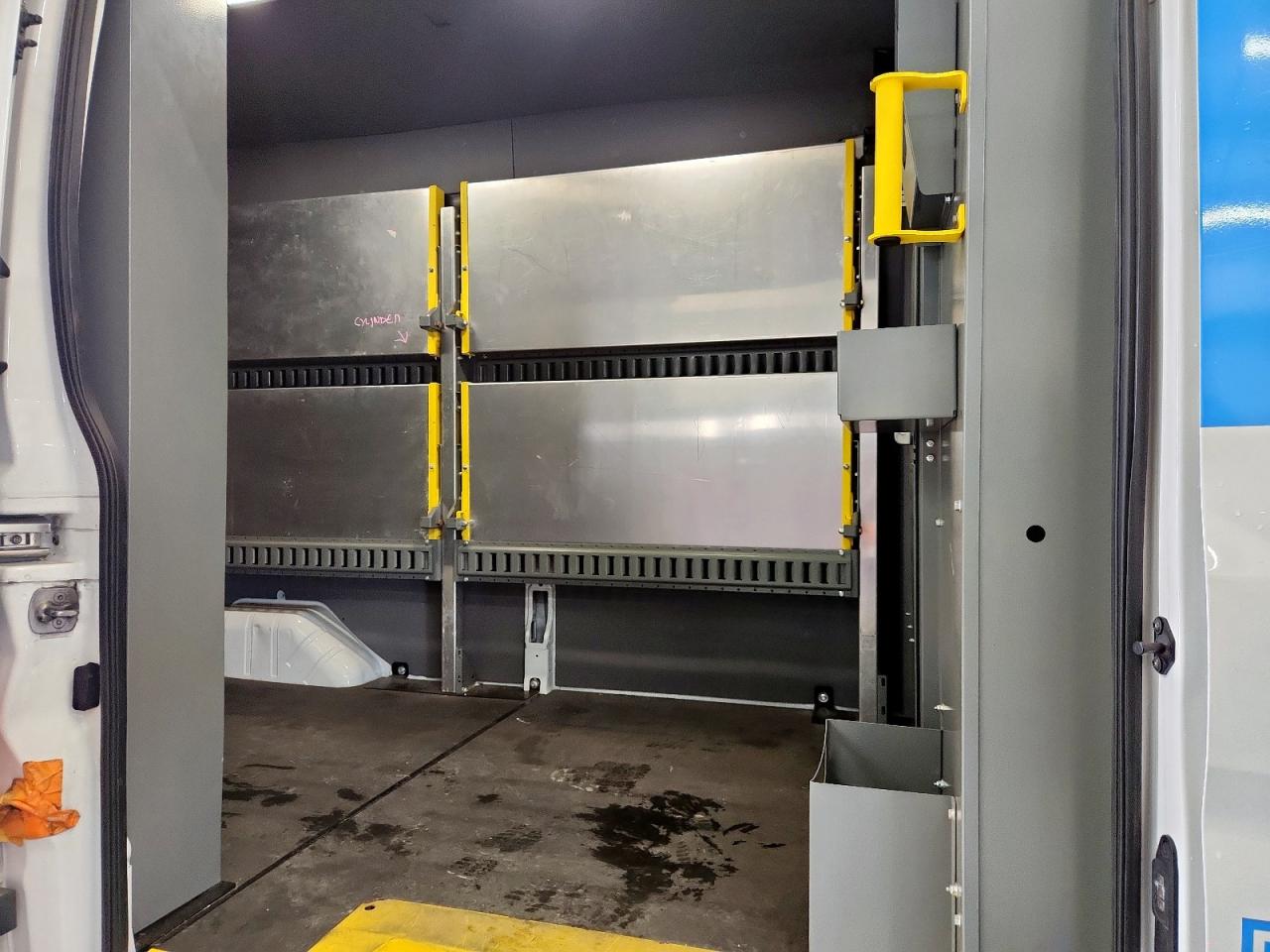 FORD E-TRANSIT T-350