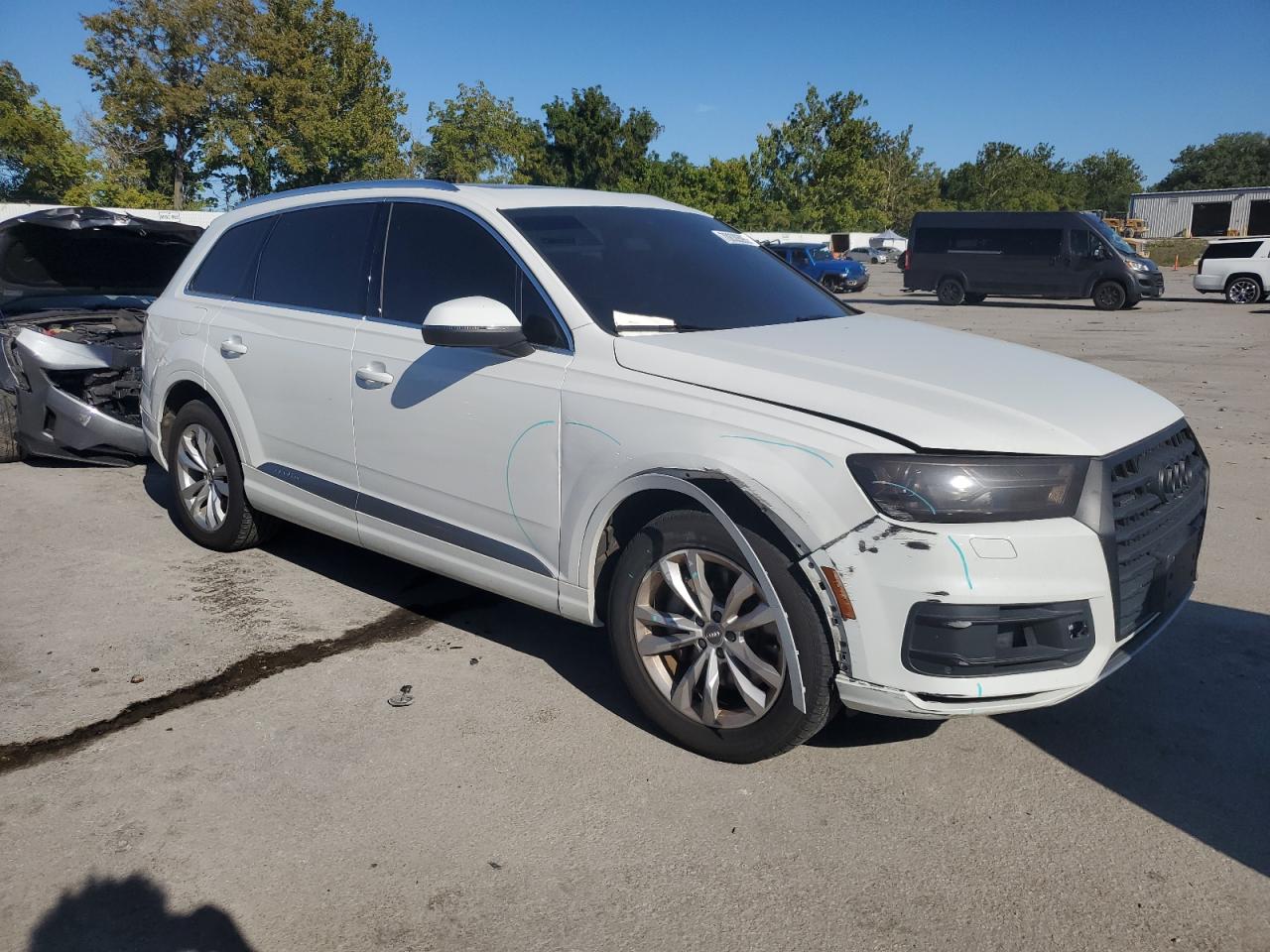 AUDI Q7 PREMIUM PLUS