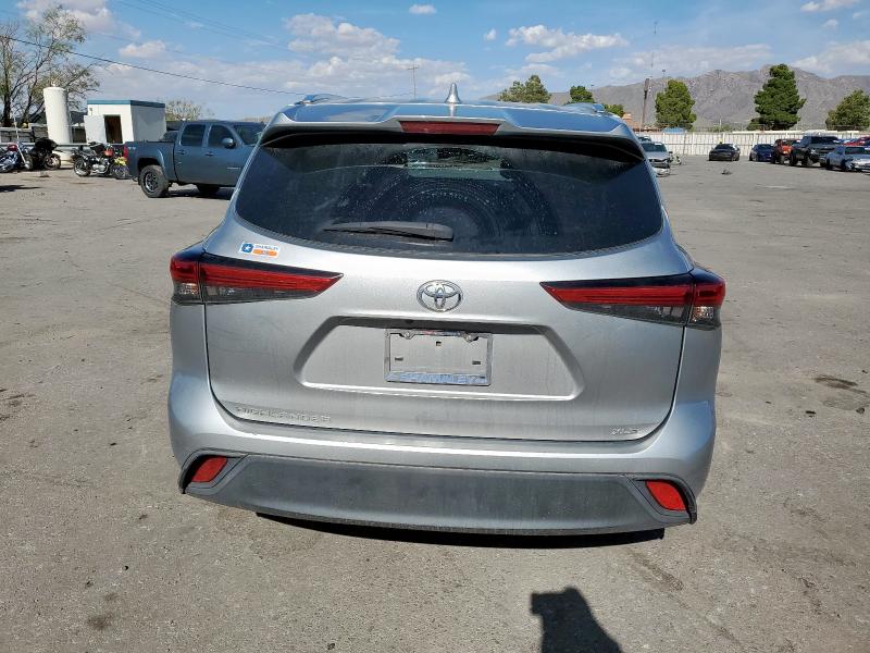 2021 TOYOTA HIGHLANDER XLE 5TDGZRAH6MS516749