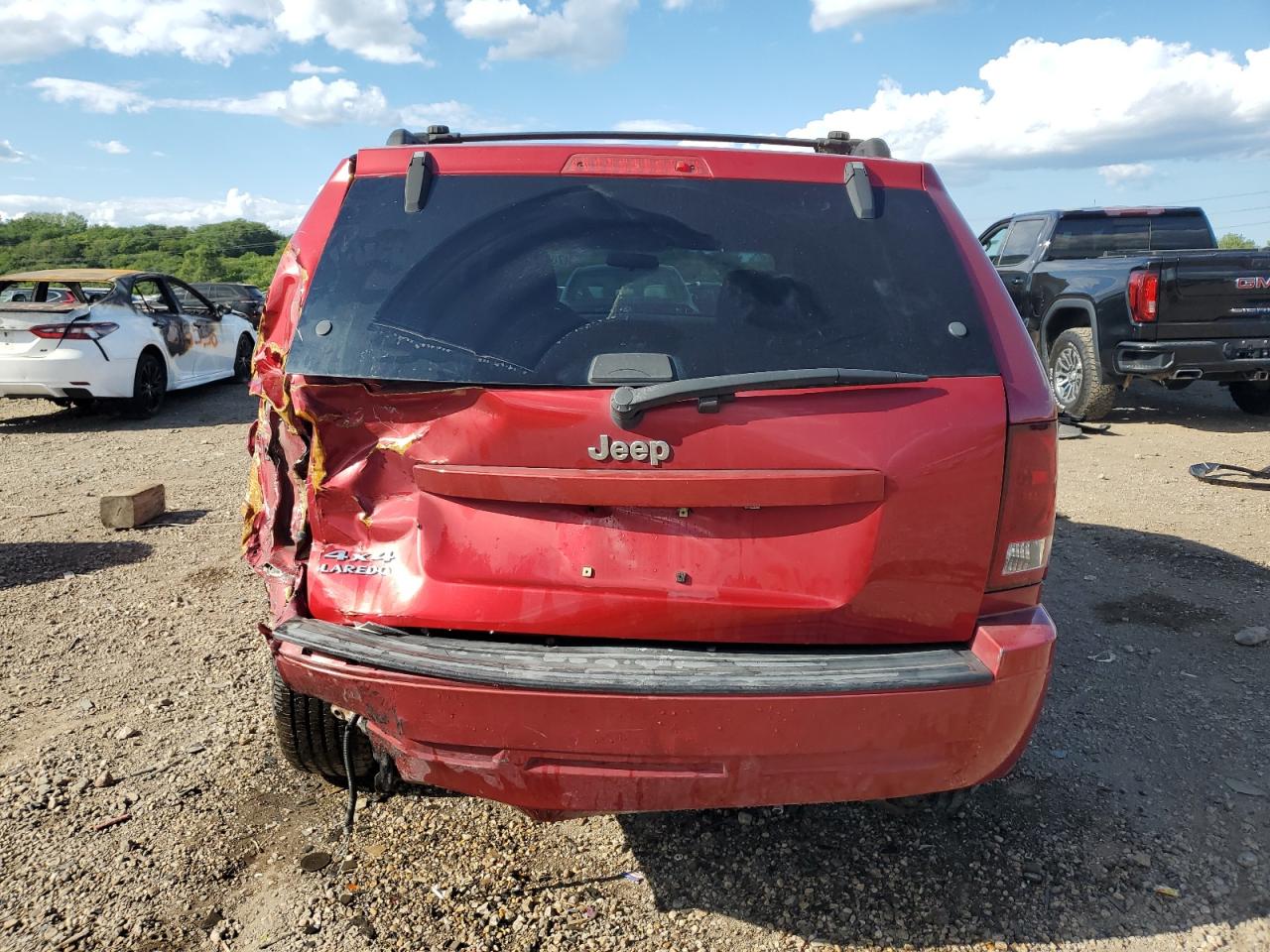 JEEP GRAND CHEROKEE LAREDO