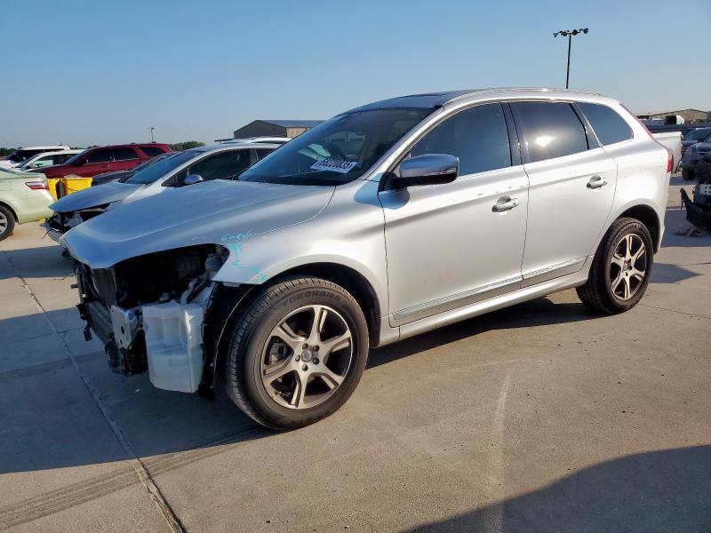2015 VOLVO XC60 T6 PR YV4902RB2F2622892