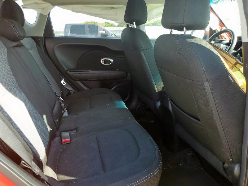 2018 KIA SOUL + KNDJP3A57J7588421