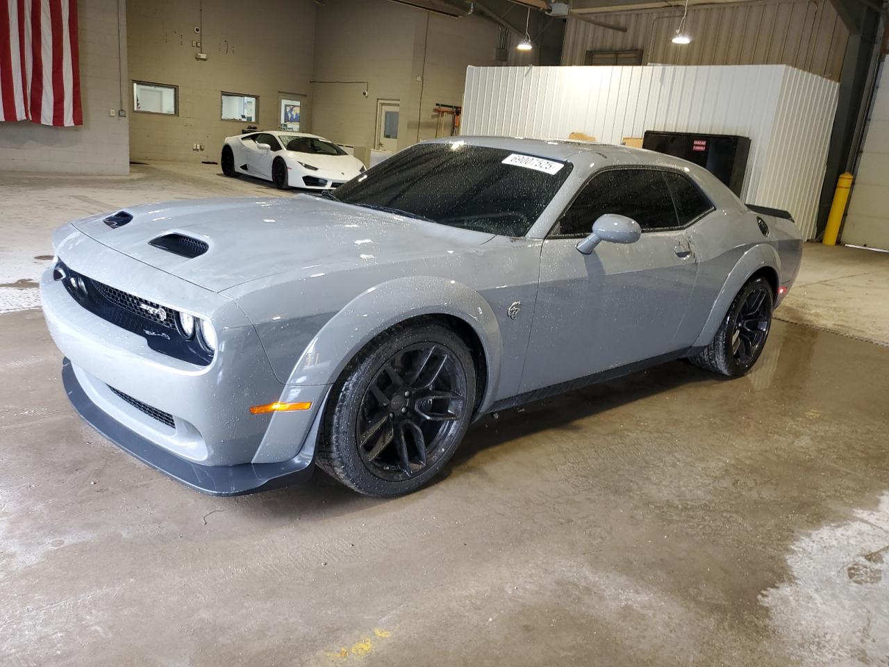 DODGE CHALLENGER SRT HELLCAT