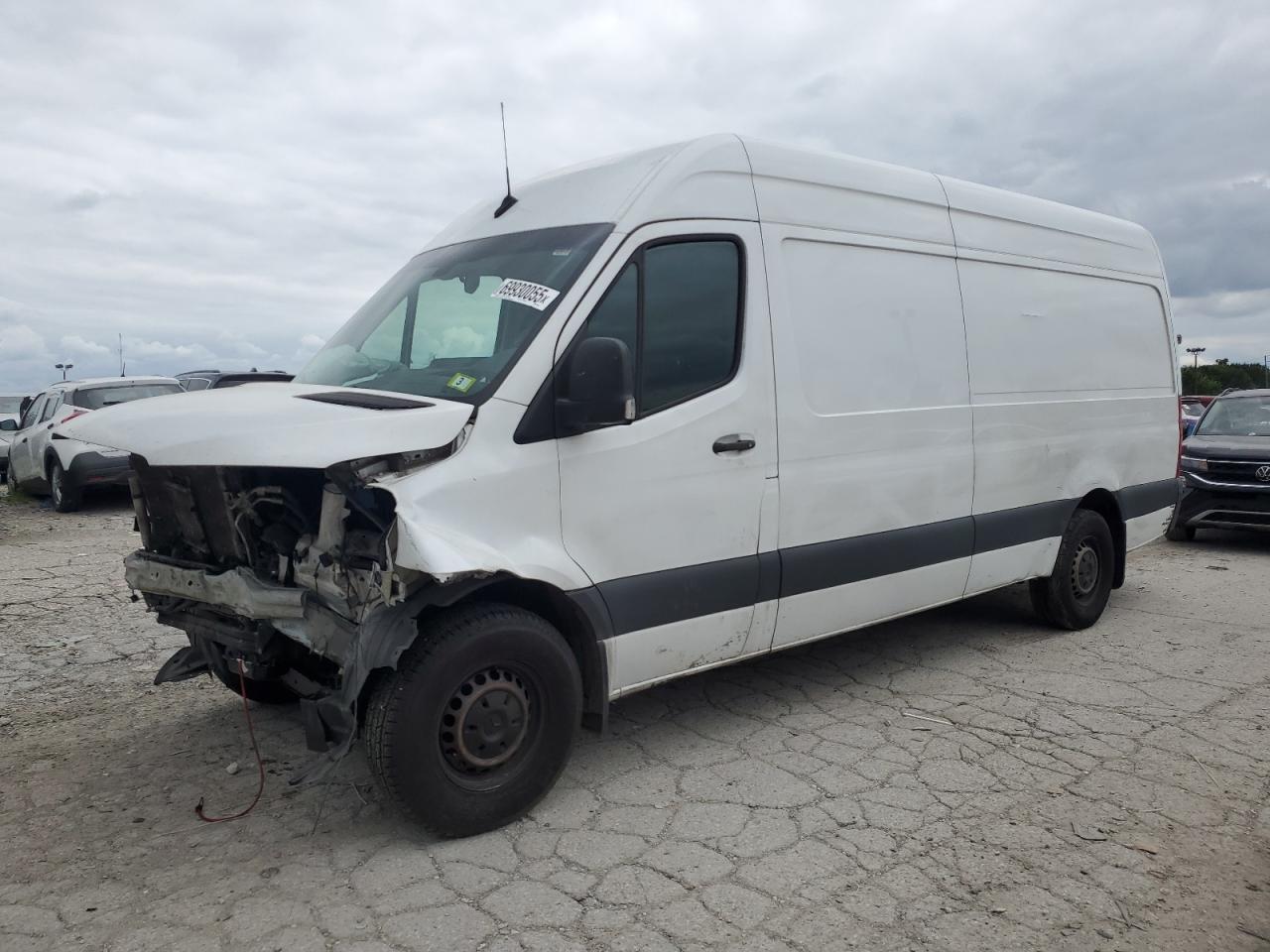 MERCEDES-BENZ SPRINTER 2500