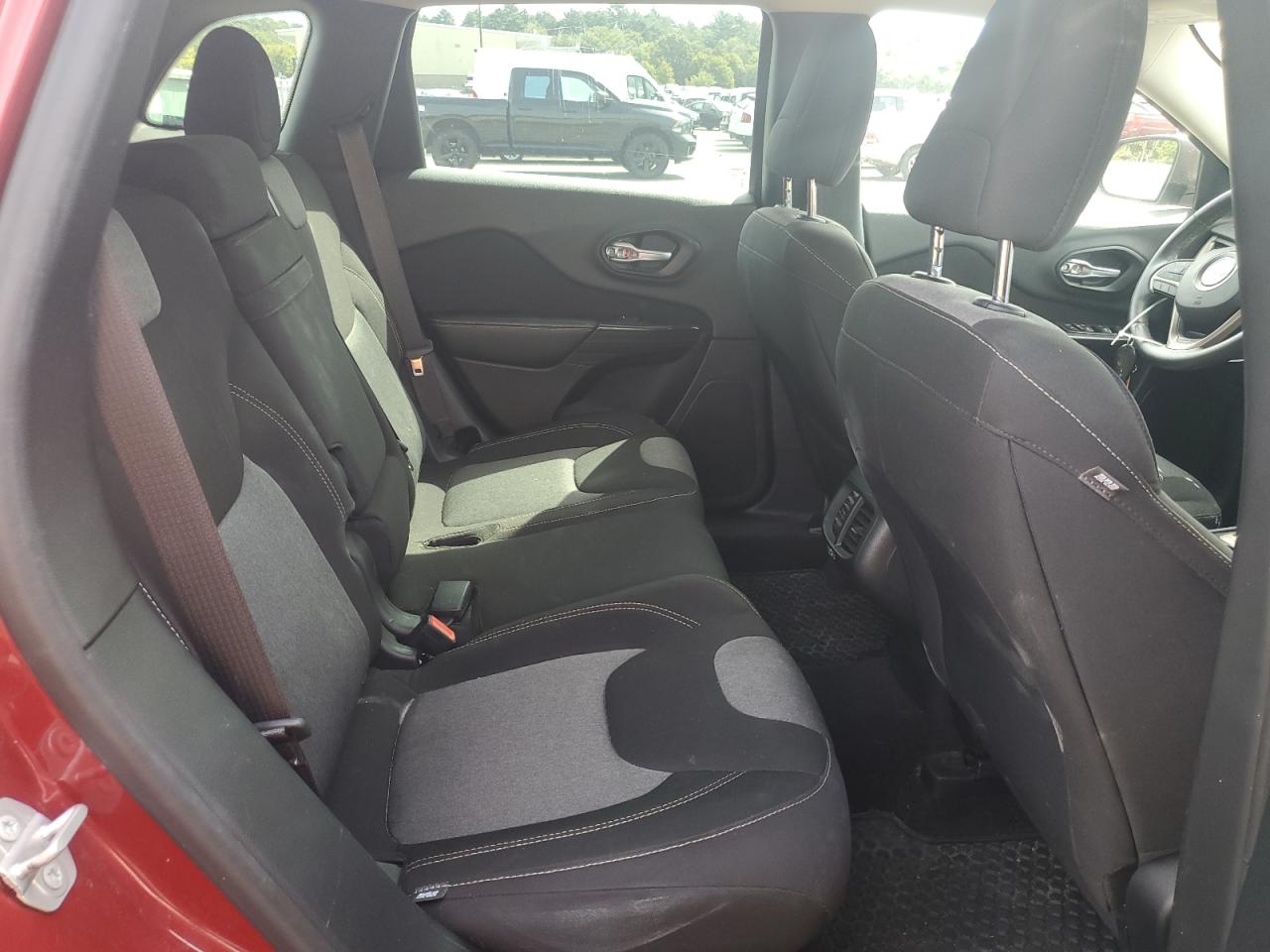 JEEP GRAND CHEROKEE SPORT