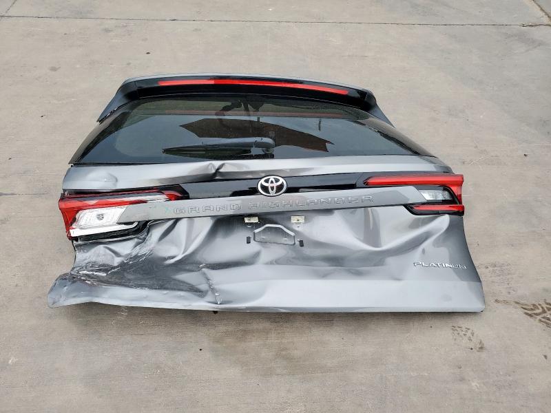 2025 TOYOTA GRAND HIGHLANDER LE 5TDAAAB58SS072077