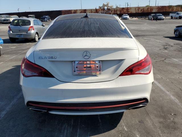 2018 MERCEDES-BENZ CLA 250 WDDSJ4EB0JN577404