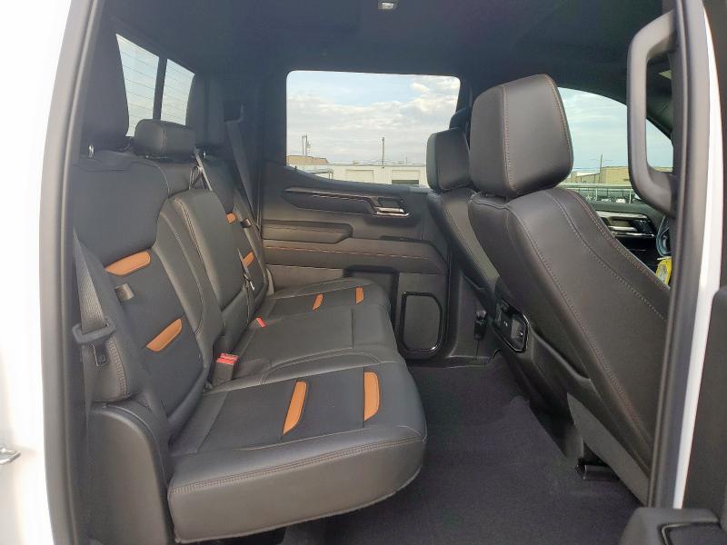 2022 GMC SIERRA K1500 AT4 1GTUUEET5NZ615958