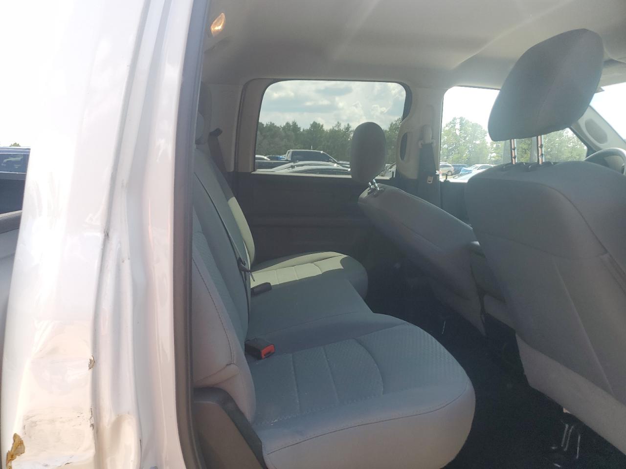 Lot #3315956115 2018 RAM 2500 ST