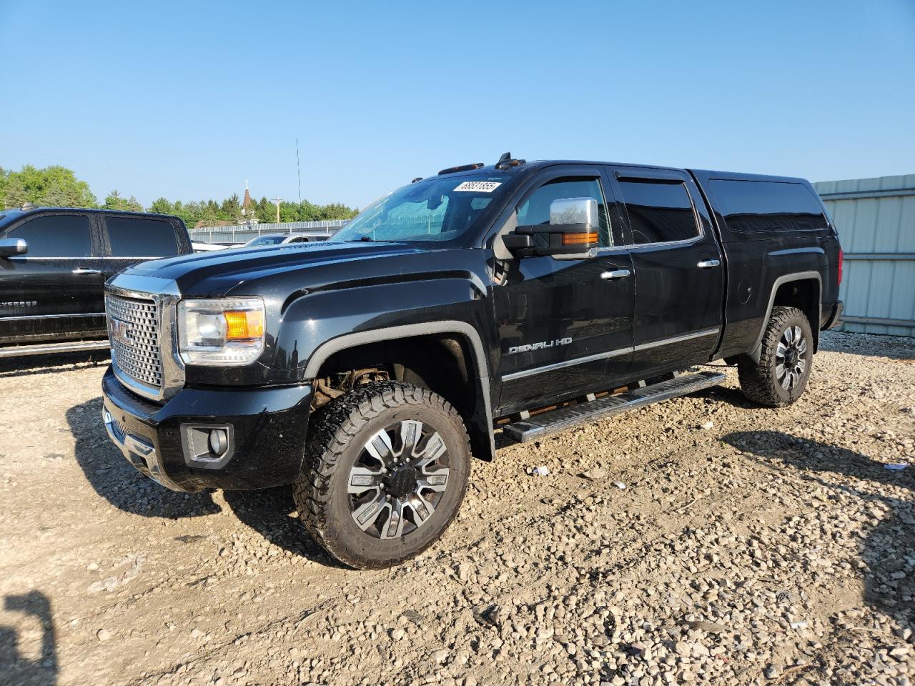 GMC SIERRA K2500 DENALI