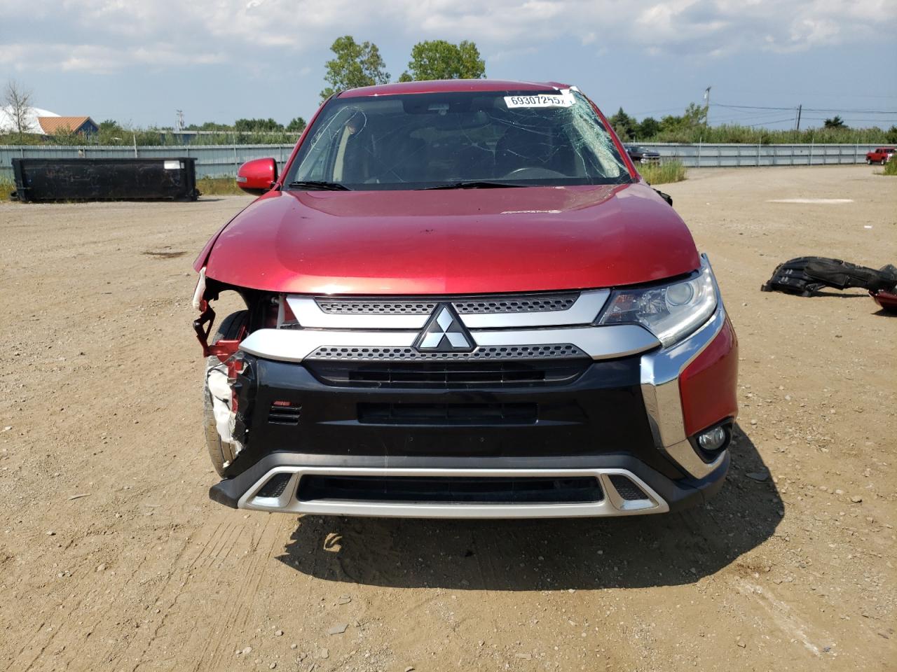 MITSUBISHI OUTLANDER SE