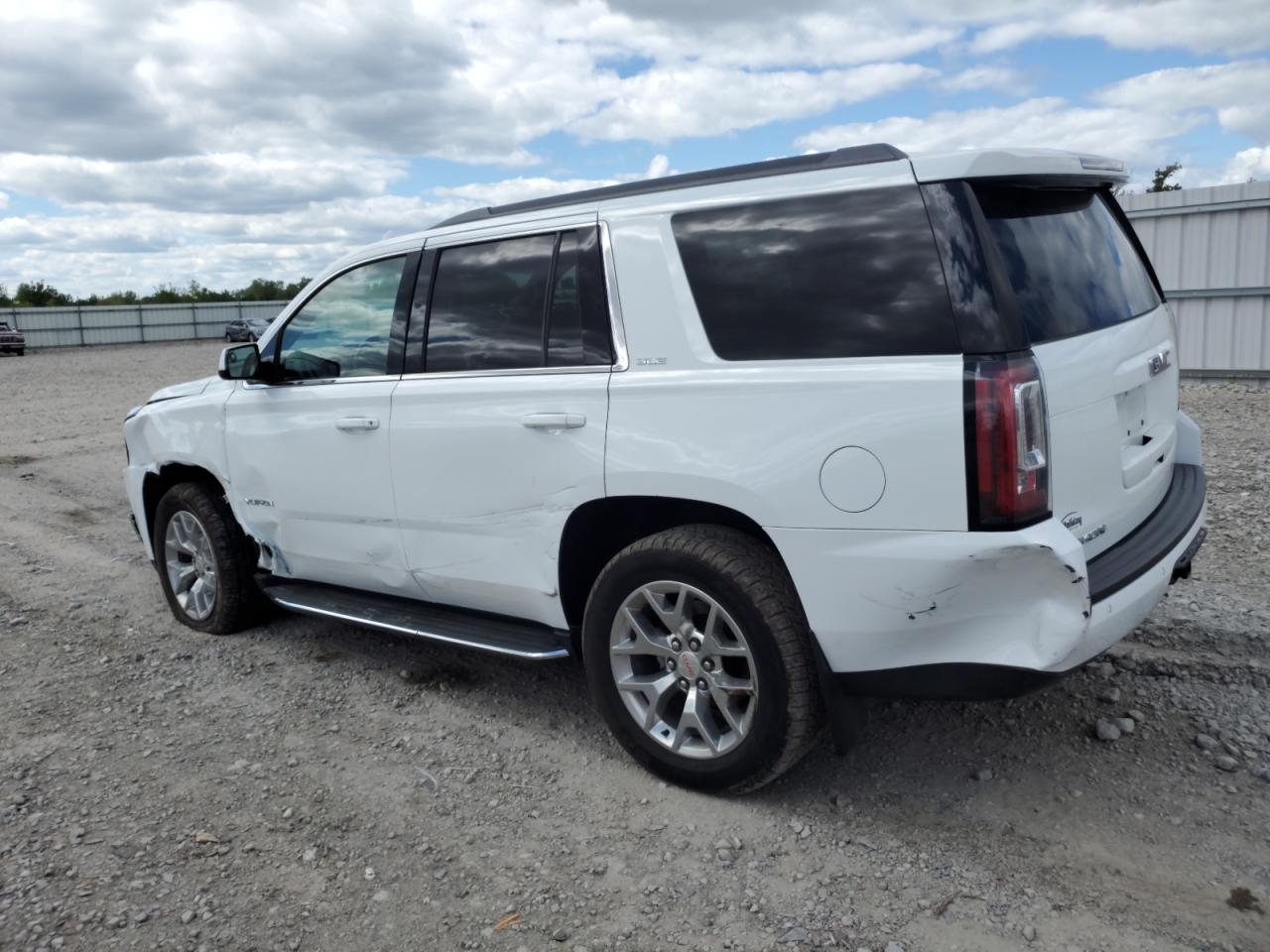 GMC YUKON SLE