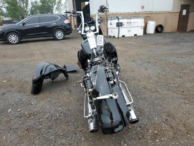 2011 HARLEY-DAVIDSON FLTRX 1HD1KHM18BB647896
