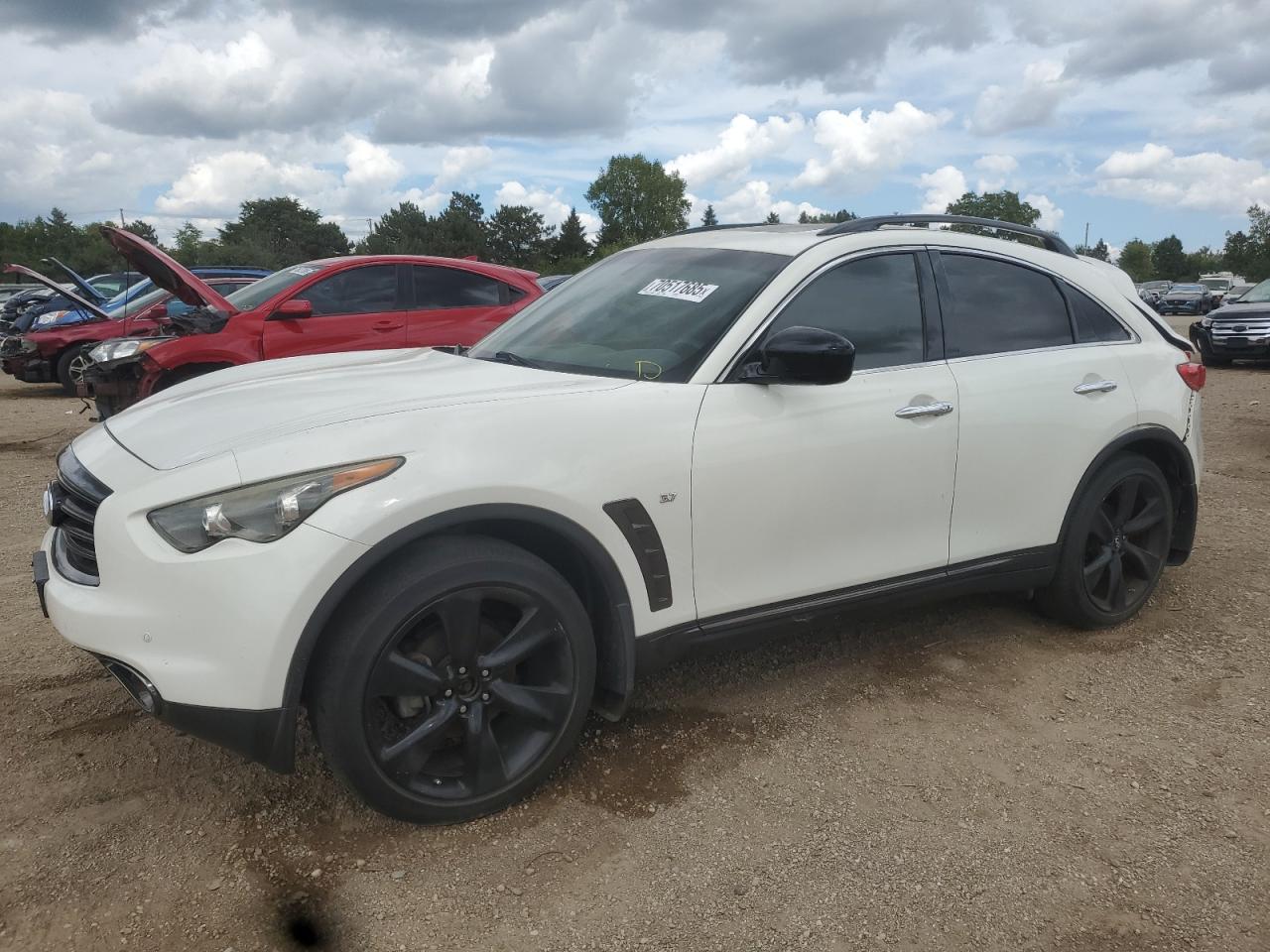 INFINITI QX70