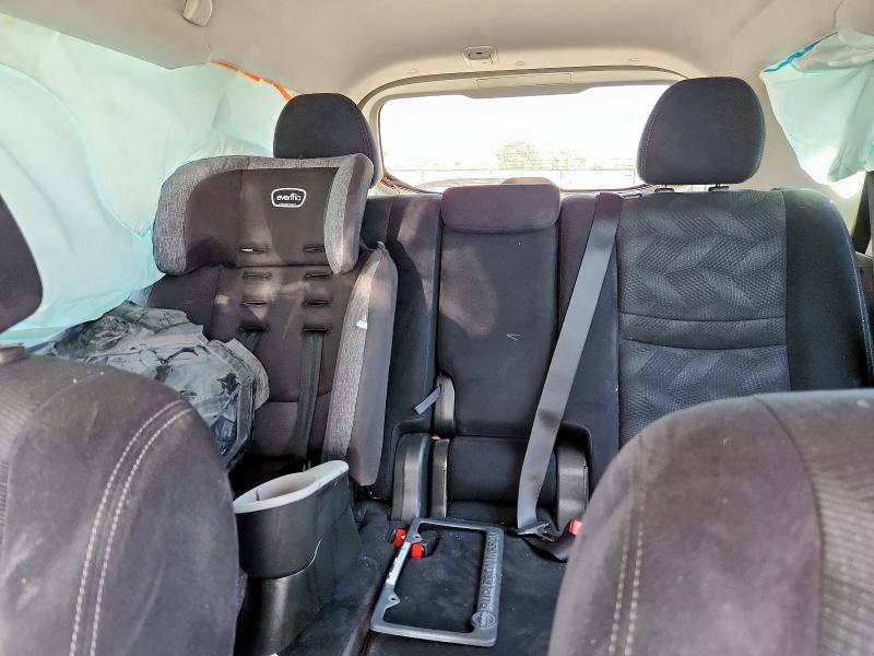 2016 NISSAN ROGUE S JN8AT2MT0GW017159